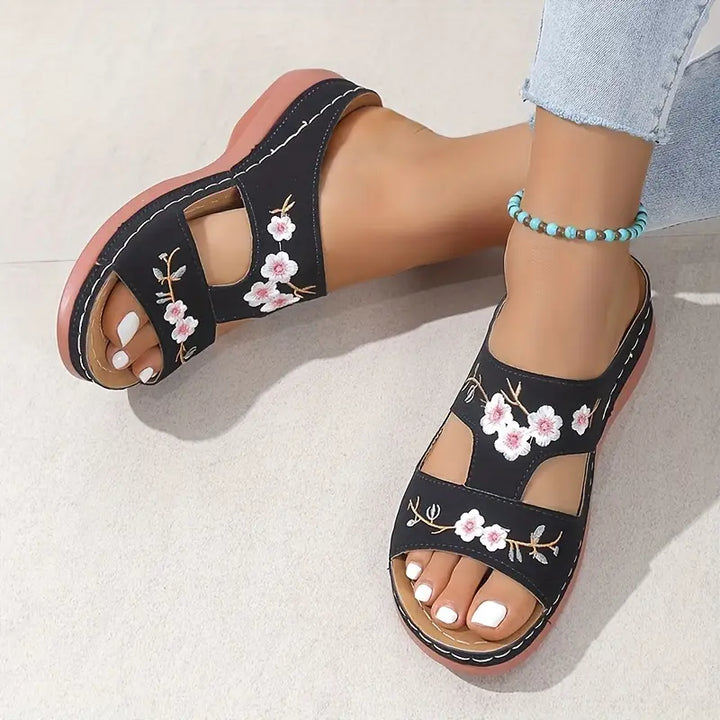 Ana | Embroided Orthopedic Sandals