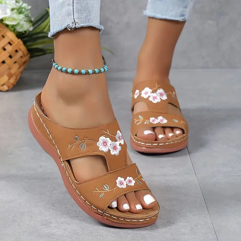 Ana | Embroided Orthopedic Sandals