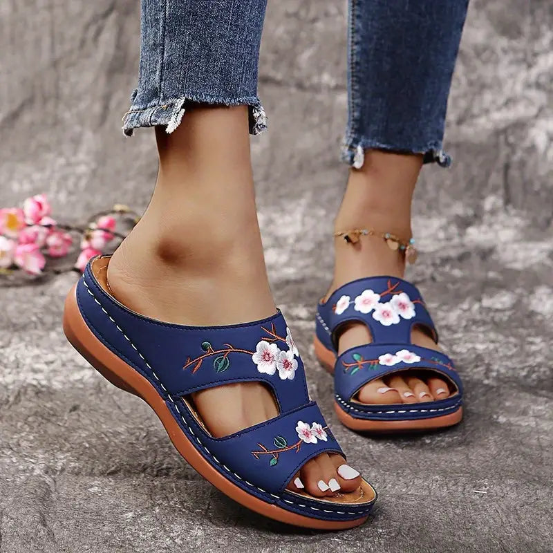 Ana | Embroided Orthopedic Sandals